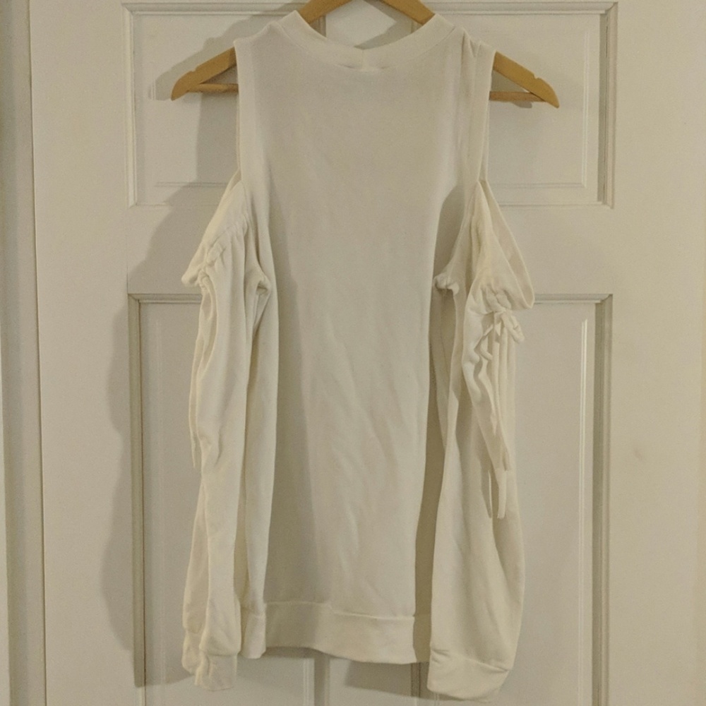 Cold Shoulder Blouse - Picture 3 of 3